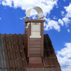 Kazetové oplechovanie komína s horizontálnymi kazetami, ozn. HOK – rez