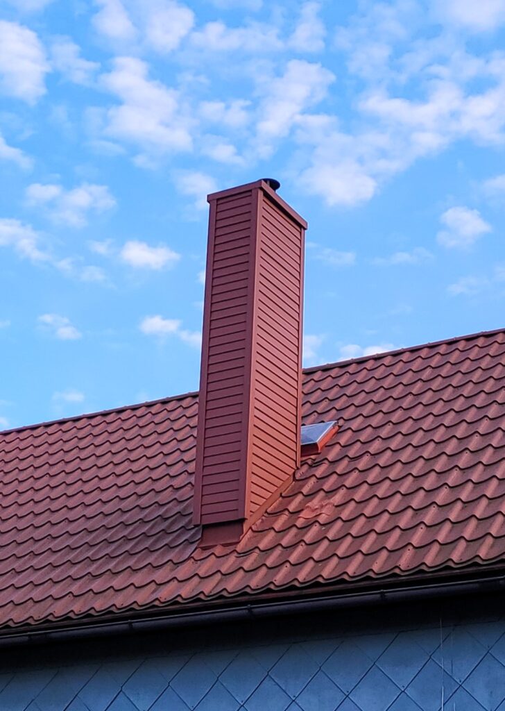 Kazetové oplechovanie komína s horizontálnymi kazetami, ozn. HOK